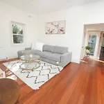 Charming Cammeray Cottage In Heart Of Sydney