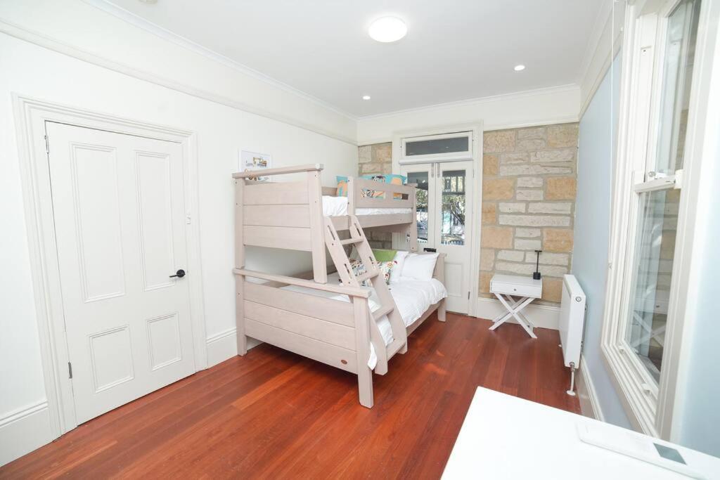 Charming Cammeray In Heart Of Holiday home